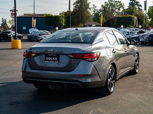 Used 2024 Nissan Sentra SV image 9