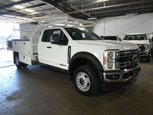New 2026 Ford F550 4x4 Supercab Super Duty image 36
