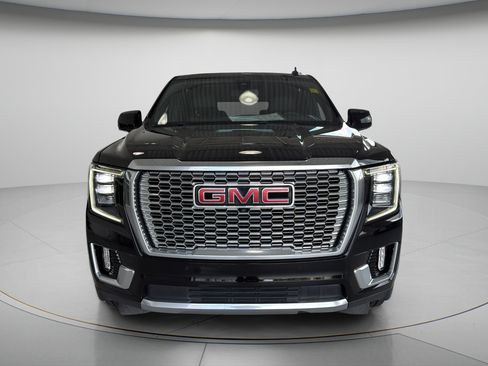 Used 2022 GMC Yukon XL Denali RWD image 8