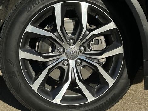 Certified 2023 Acura MDX FWD w/ Technology Package image 9