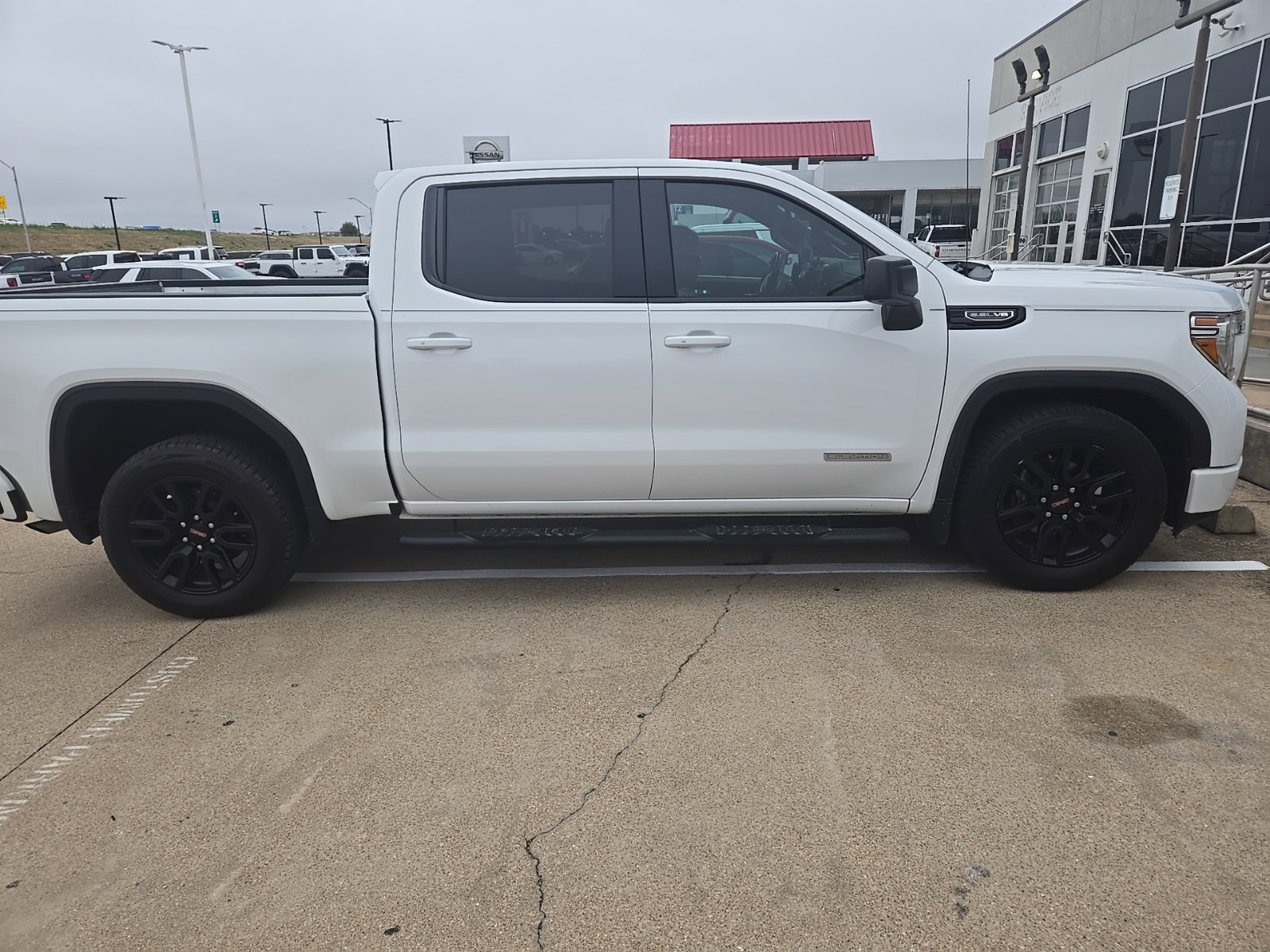 Used 2020 GMC Sierra 1500 Elevation w/ Elevation Value Package RWD image 6