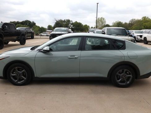 Used 2025 Kia K4 FWD image 8