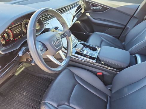 Used 2021 Audi Q8 Premium Plus w/ Premium Plus Package image 5