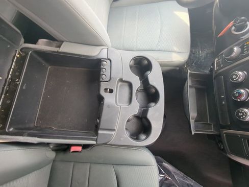 Used 2017 RAM 1500 Express image 17