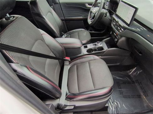 Used 2024 Ford Escape ST-Line w/ Tech Pack #1 image 29