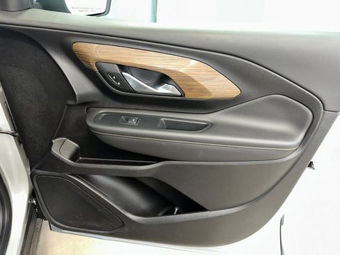 Used 2019 GMC Terrain SLE w/ Driver Convenience Package image 28