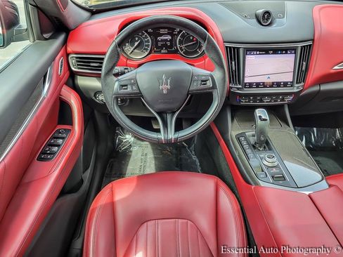 Used 2022 Maserati Levante Modena image 13