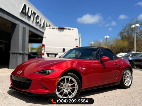 Used 2016 MAZDA MX-5 Miata Grand Touring image 2