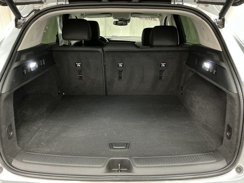 Used 2023 Buick Envision Essence FWD image 23