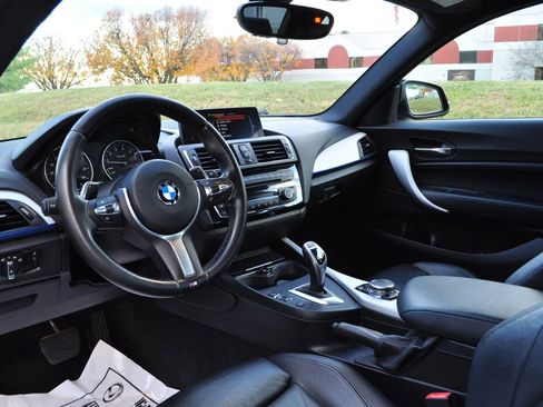 Used 2016 BMW M235i xDrive Coupe w/ Technology Package image 7