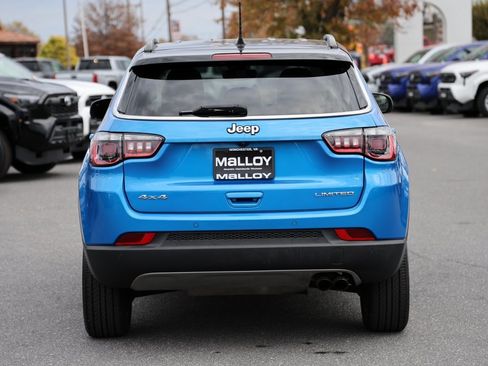 Used 2021 Jeep Compass Limited image 3