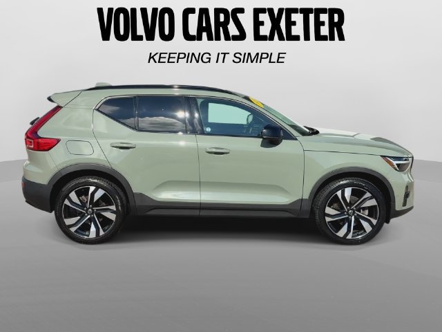 Certified 2024 Volvo XC40 B5 Plus w/ Protection Package Premier AWD/4WD image 13