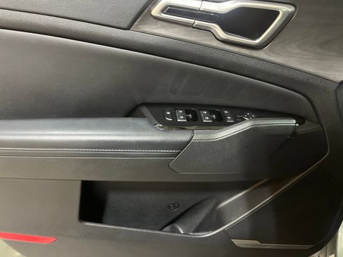 Used 2023 Kia Sportage X-Line w/ X-Line Premium Package AWD/4WD image 18