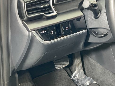 Used 2023 Kia Sportage EX FWD image 10