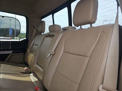 Used 2019 Ford F250 Lariat w/ Lariat Ultimate Package AWD/4WD image 15