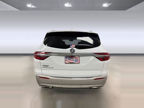 Used 2020 Buick Enclave Essence FWD image 9
