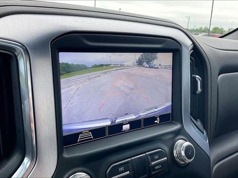Used 2020 GMC Sierra 1500 SLT RWD image 13