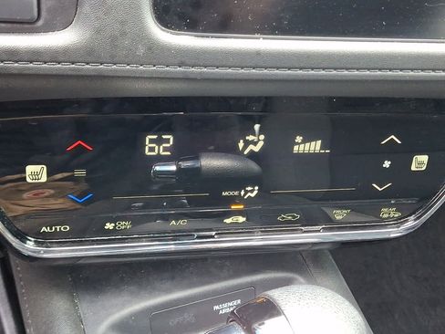 Certified 2022 Honda HR-V EX image 18