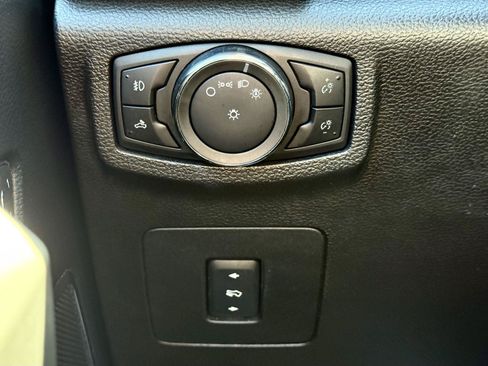 Used 2015 Ford F150 Lariat w/ Equipment Group 501A Mid AWD/4WD image 18