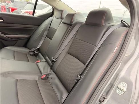 Used 2025 Nissan Altima 2.5 SR AWD/4WD image 16