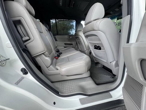 Used 2011 Honda Pilot Touring image 35