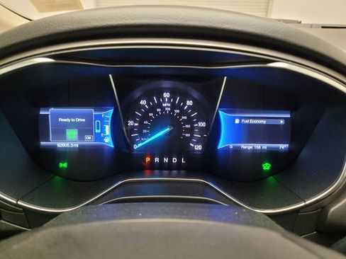 Used 2018 Ford Fusion S FWD image 23