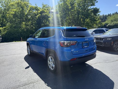 Certified 2023 Jeep Compass Latitude AWD/4WD image 4