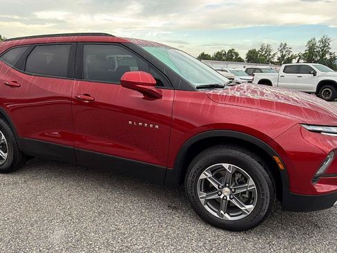 New 2026 Chevrolet Blazer LT w/ Convenience Package FWD image 6