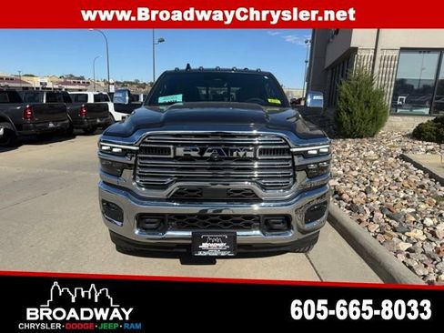New 2026 RAM 2500 Laramie AWD/4WD image 2