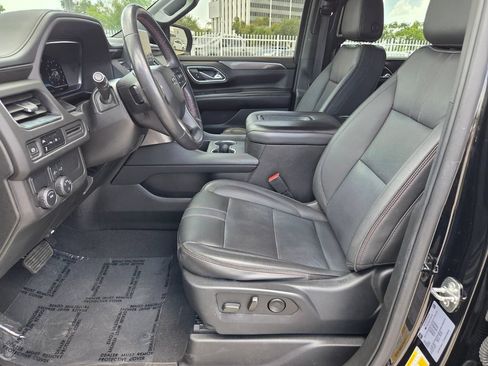 Certified 2023 Chevrolet Tahoe RST RWD image 5