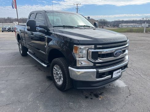 Used 2020 Ford F350 XLT w/ FX4 Off-Road Package AWD/4WD image 5