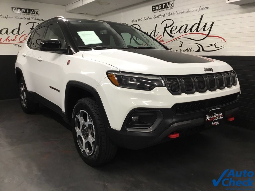 Used 2022 Jeep Compass Trailhawk w/ Trailhawk Elite Group AWD/4WD image 3