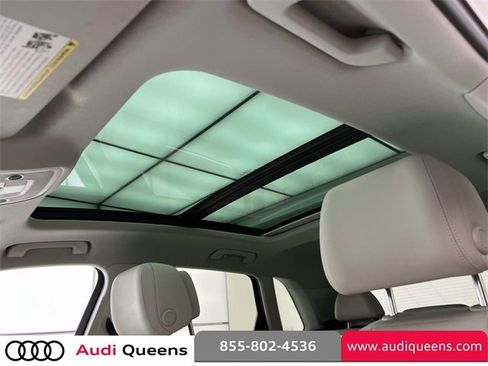 Used 2023 Audi Q3 2.0T Premium w/ Convenience Package image 22