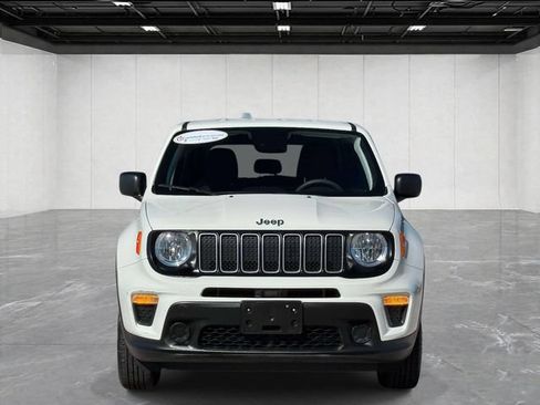 Certified 2023 Jeep Renegade Latitude AWD/4WD image 2
