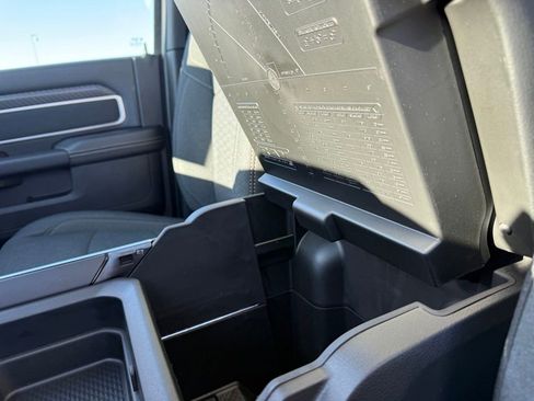 New 2026 RAM 2500 Big Horn AWD/4WD image 27