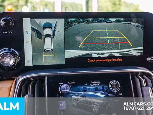 Used 2023 Lexus LX 600 4WD w/ Interior Upgrade Package image 38