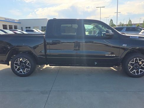 New 2026 RAM 1500 Laramie w/ Laramie Southwest Edition AWD/4WD image 6
