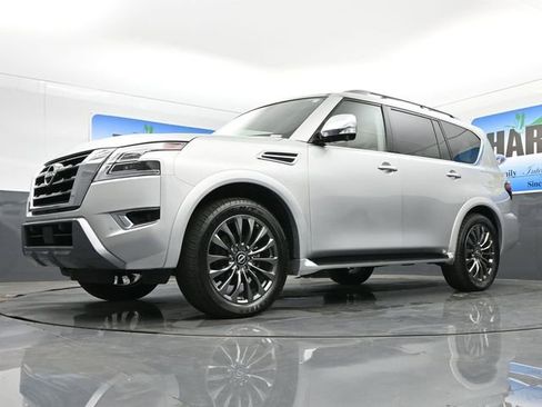 Used 2022 Nissan Armada Platinum image 26