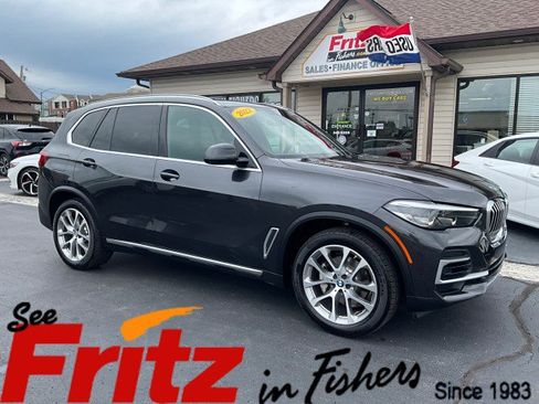 Used 2022 BMW X5 xDrive40i w/ Premium Package AWD/4WD image 1