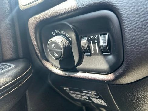 Used 2023 RAM 2500 Laramie AWD/4WD image 19