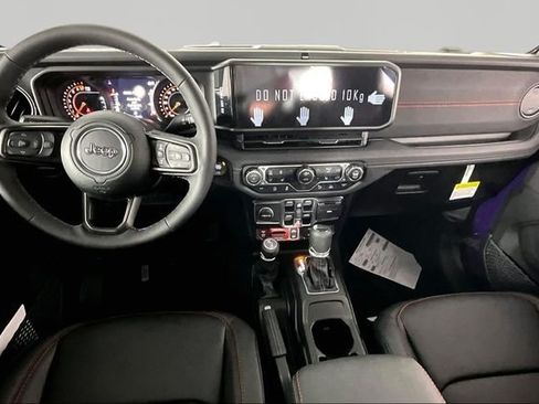 New 2026 Jeep Gladiator Rubicon AWD/4WD image 5