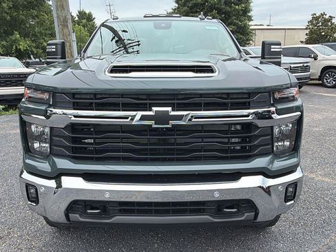 New 2026 Chevrolet Silverado 2500 LT w/ All Star Edition AWD/4WD image 2
