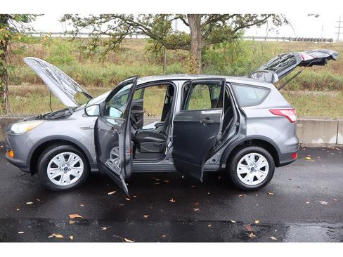 Used 2013 Ford Escape S image 17