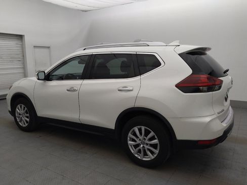 Used 2020 Nissan Rogue SV FWD image 3