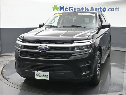 Used 2024 Ford Expedition XLT image 5