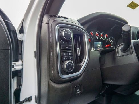 Used 2022 Chevrolet Silverado 3500 LT w/ Convenience Package AWD/4WD image 21