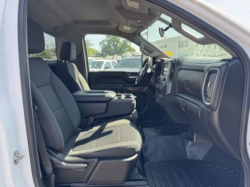 Used 2022 Chevrolet Silverado 3500 LT w/ Convenience Package image 27