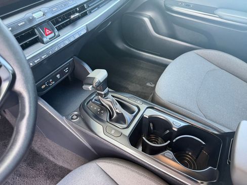 Used 2025 Kia K4 LXS image 42