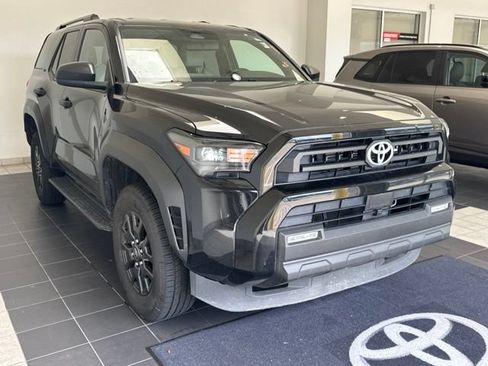 Used 2025 Toyota 4Runner SR5 AWD/4WD image 2