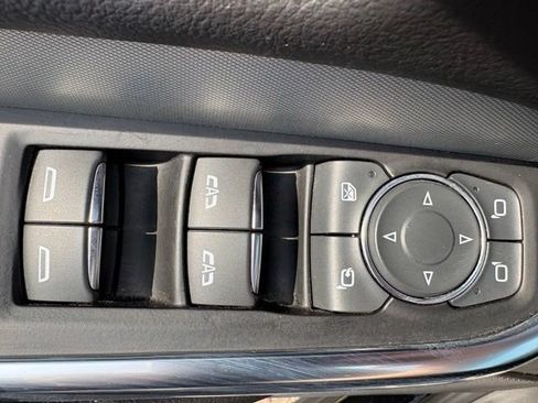 Used 2023 Cadillac XT4 Premium Luxury w/ Cold Weather Package AWD/4WD image 25